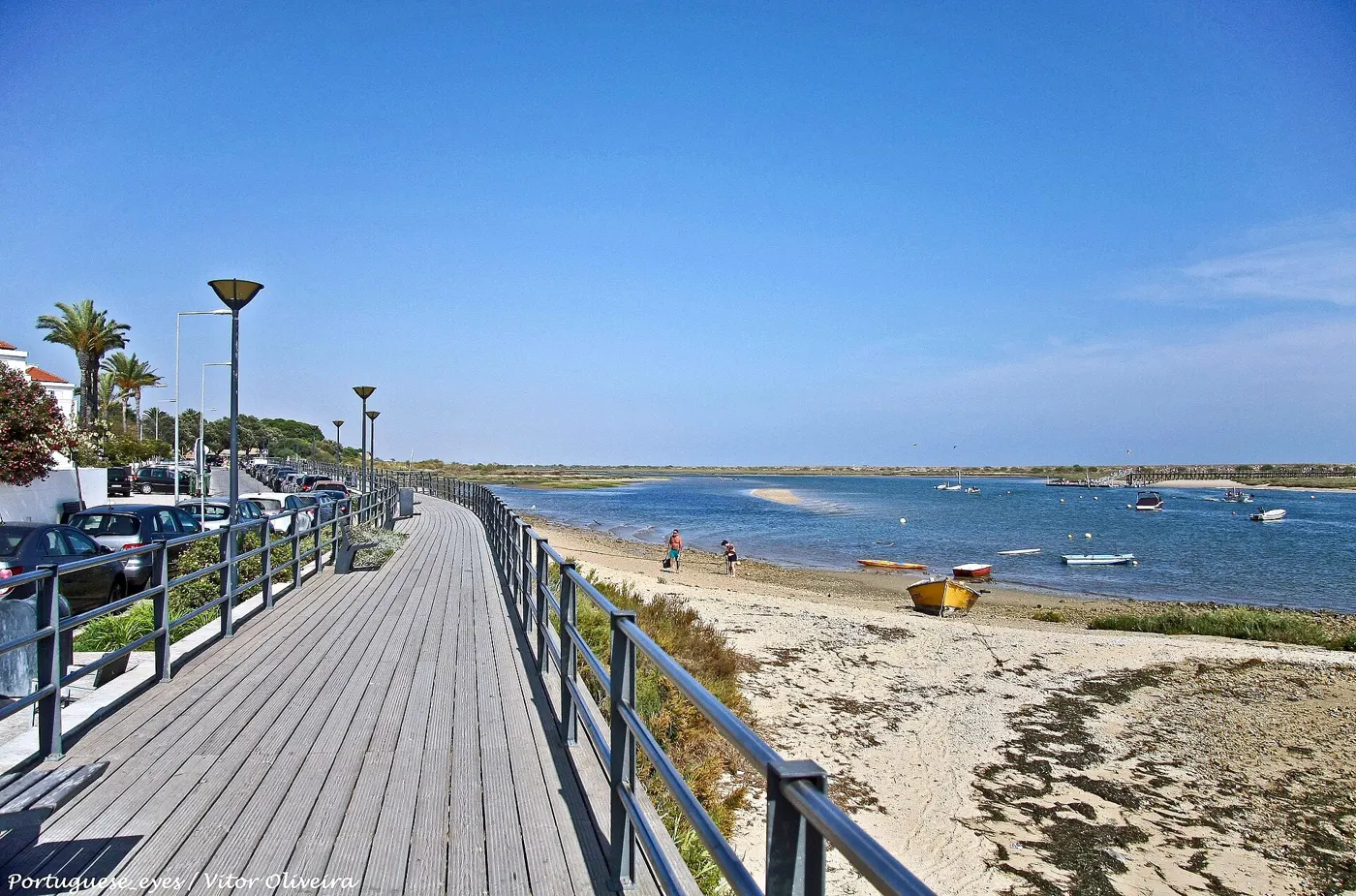 Passadiço da marginal de Cabanas de Tavira junto à Ria Formosa